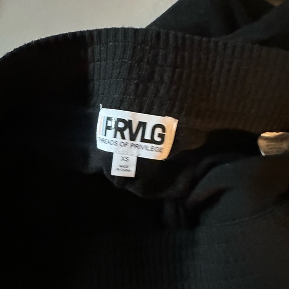 Threads of prvlg set - Picture 3 of 3